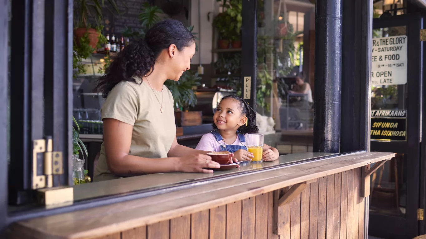 Konsep Cafe Dengan Area Khusus Untuk Anak Anak